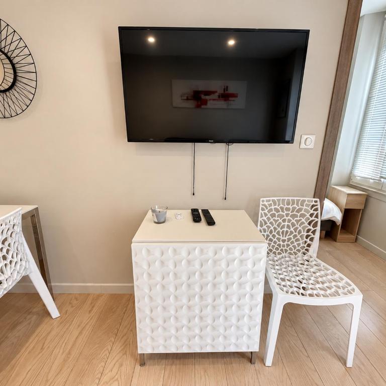 Stylish 2 Bed Apartment 1 Min to Palais & Beach - Apartamento - 6
