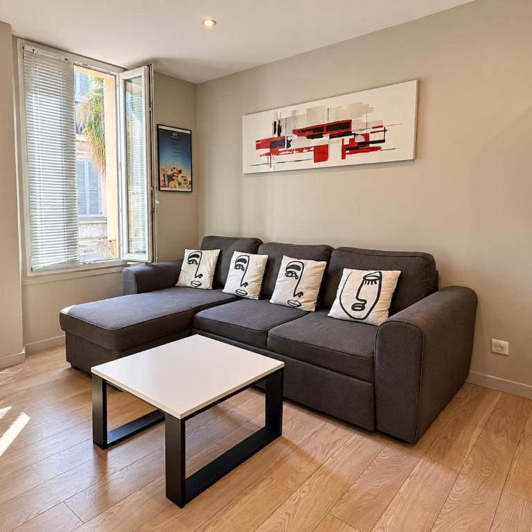 Stylish 2 Bed Apartment 1 Min to Palais & Beach - Apartamento - 3