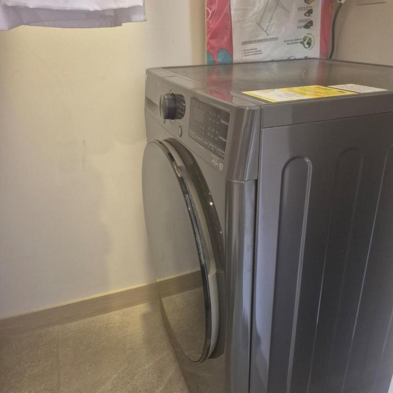 Top apartment with swimming pool, gym, and coworking space - Two-Bedroom Apartment - 3