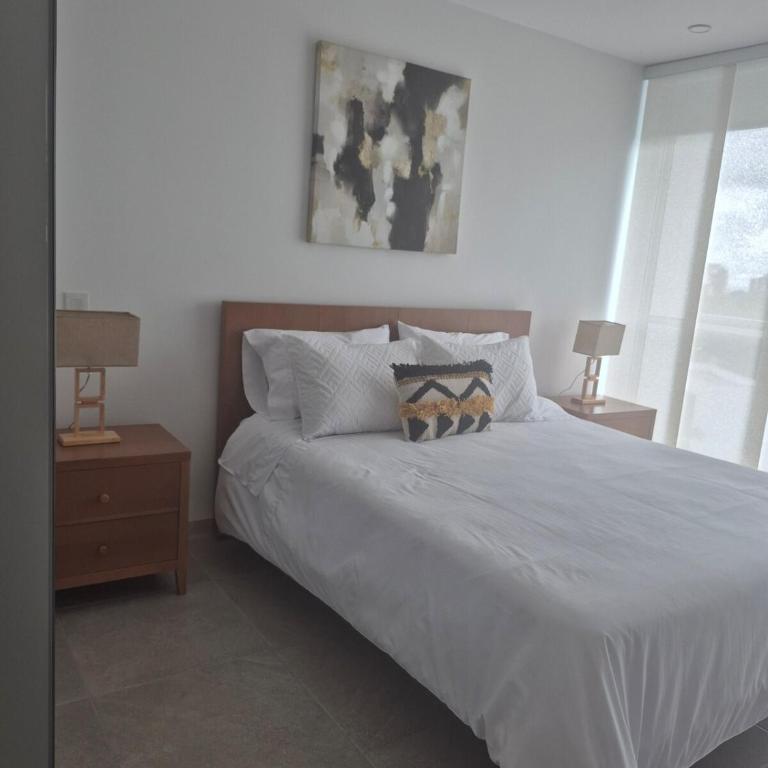 Top apartment with swimming pool, gym, and coworking space - Two-Bedroom Apartment - 6