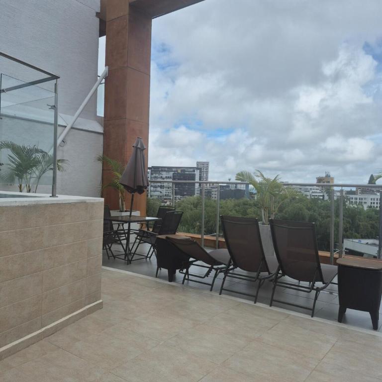 Top apartment with swimming pool, gym, and coworking space - Two-Bedroom Apartment - 8