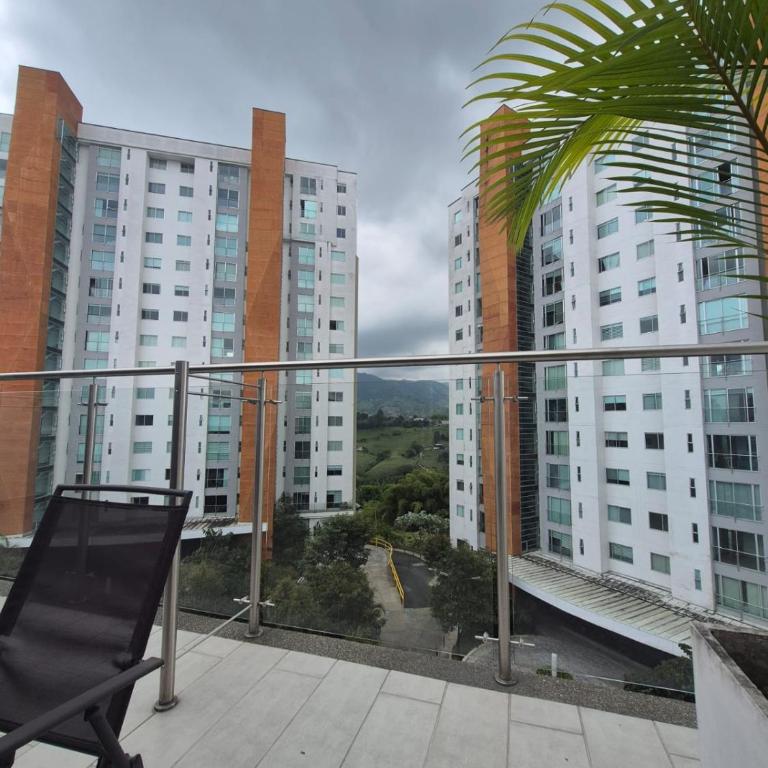 Top apartment with swimming pool, gym, and coworking space - Two-Bedroom Apartment - 27