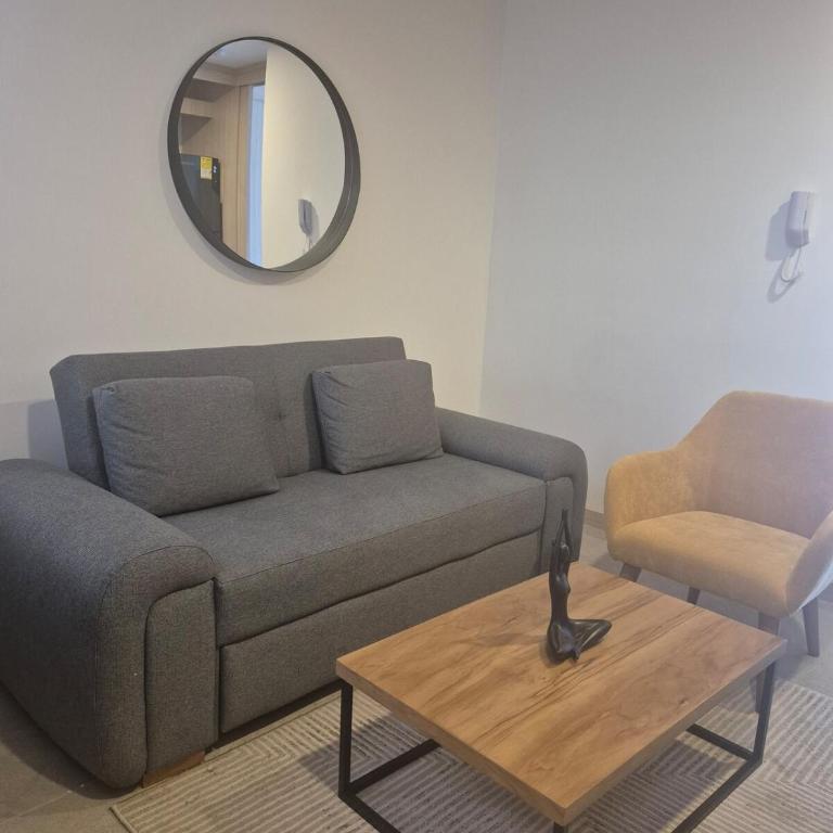 Top apartment with swimming pool, gym, and coworking space - Two-Bedroom Apartment - 59