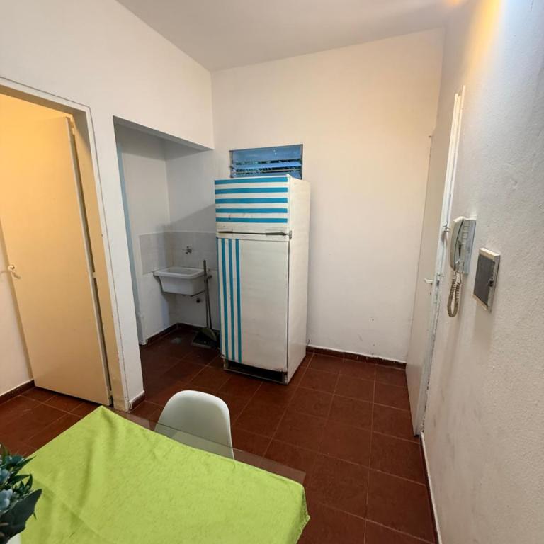 Mrs House planta baja F - One-Bedroom Apartment - 8