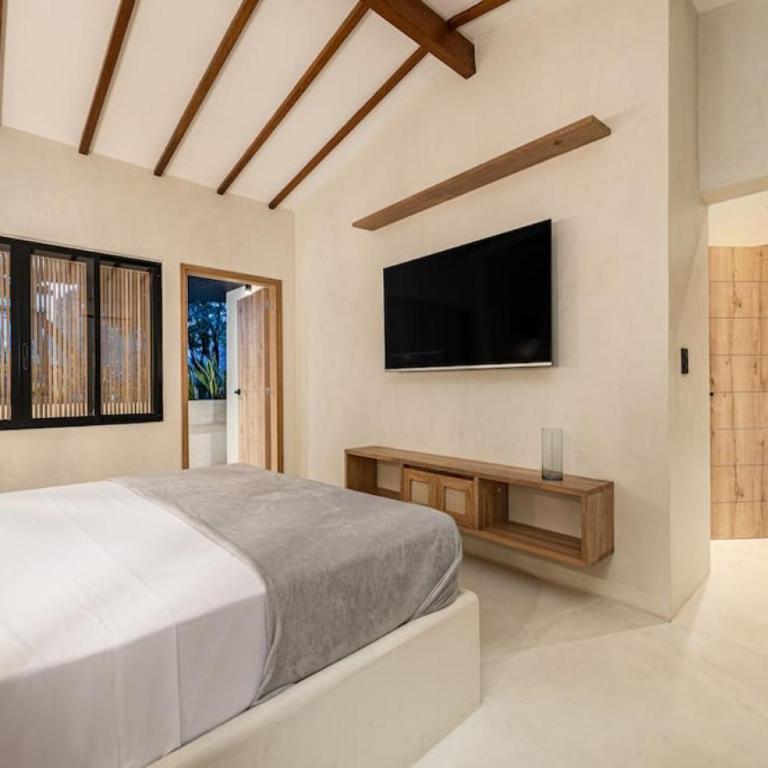 Provenza 6 Bedroom House by HOUSY - Villa - 11