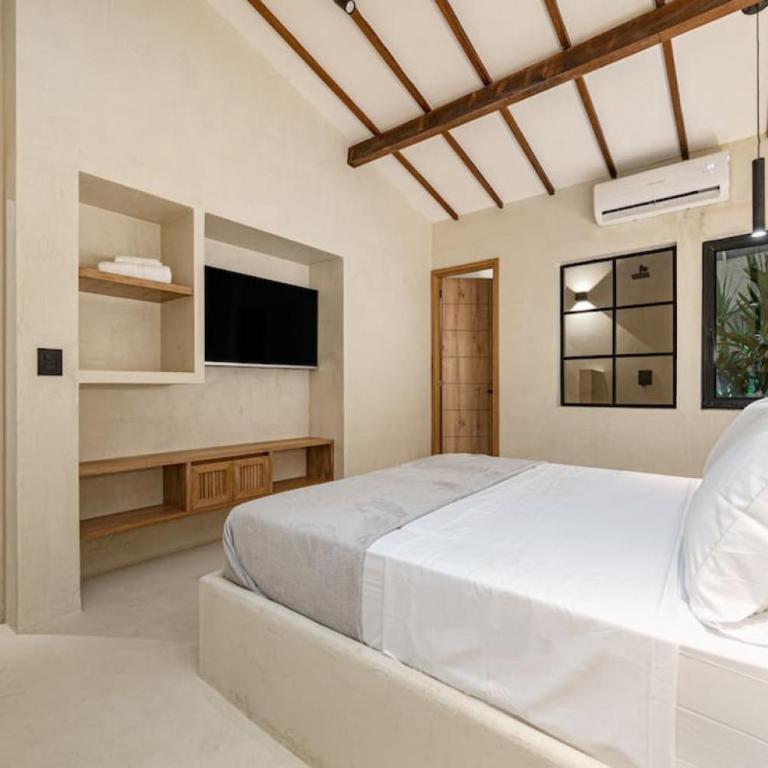 Provenza 6 Bedroom House by HOUSY - Villa - 14