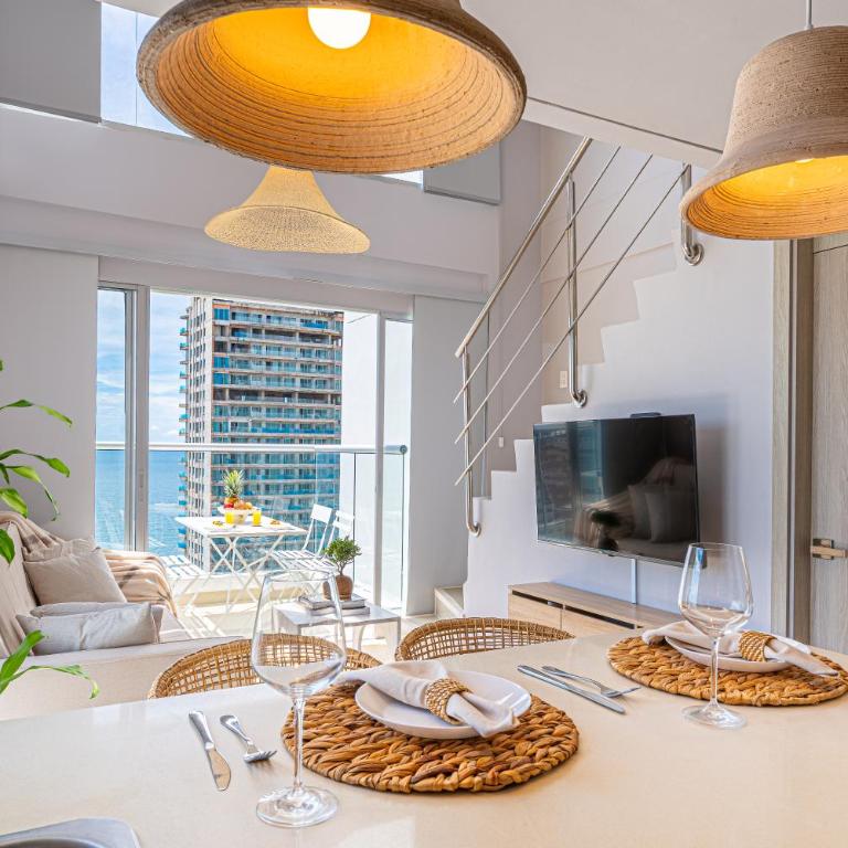 Dúplex en Bocagrande con piscina y vista al mar - Apartamento con vistas al mar - 9