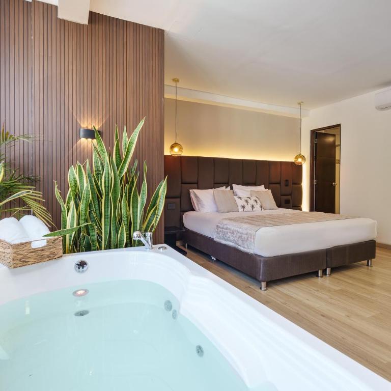 Veranova - Suite con bañera de hidromasaje - Cama extragrande - 9