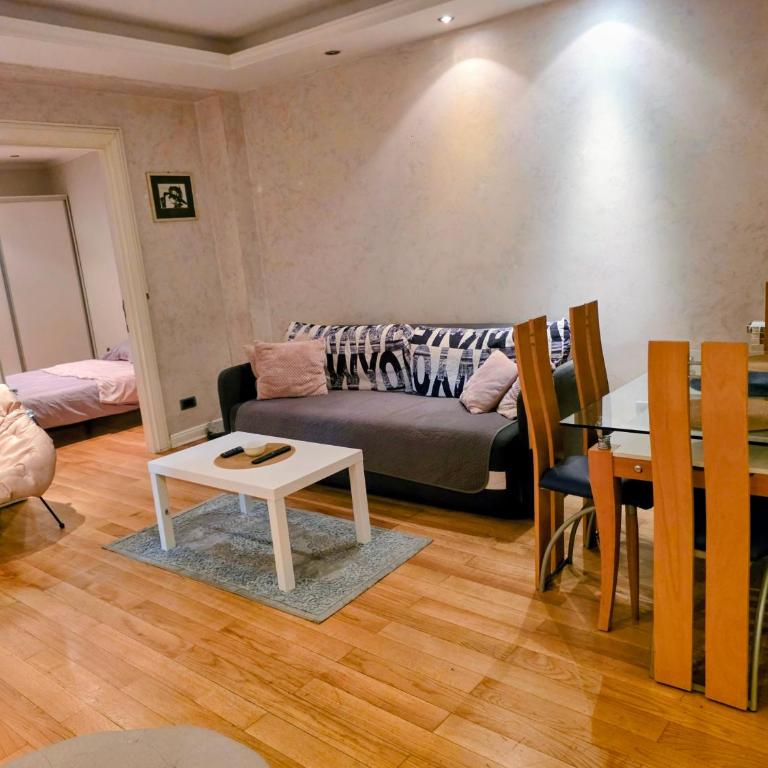 Alex LUX - Apartment mit 2 Schlafzimmern - 51