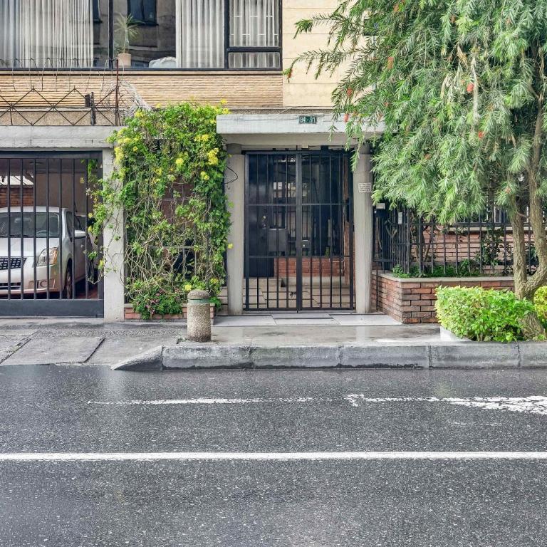Refined Stay in Bogota Chic North - Apartamento - 40