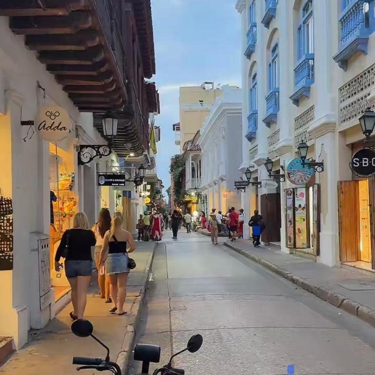 BEACHFRONT Condo - FREE Airport pick up - MURANO Centro - 5 MIN FROM WALLED CITY - Two-Bedroom Apartment - 36