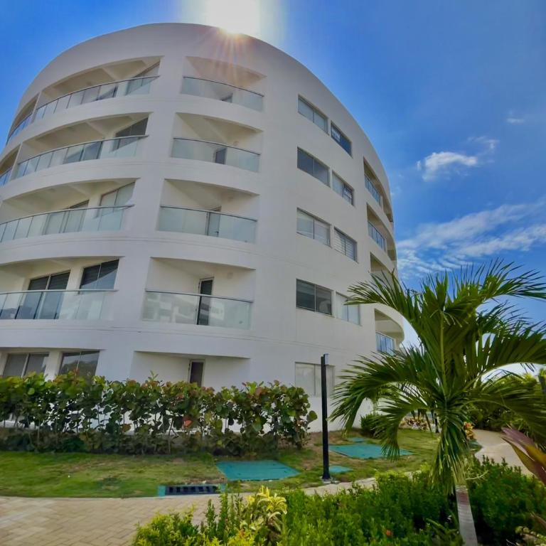 TREVI Lujoso apto Piscina acceso en auto a playa Privada - Apartamento de 1 dormitorio - 24