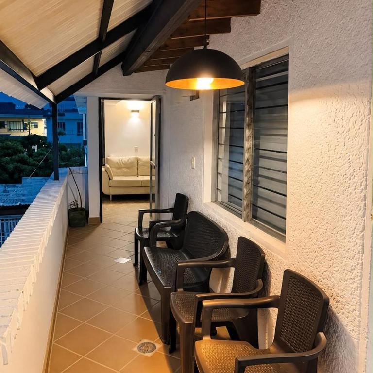 Terraza privada y asador en Belén Rosales APTO 300 - Apartamento de 3 dormitorios - 7