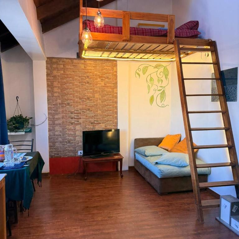 Apartamento junto al parque Itchimbia, vista hermosa - Two-Bedroom Apartment - 4