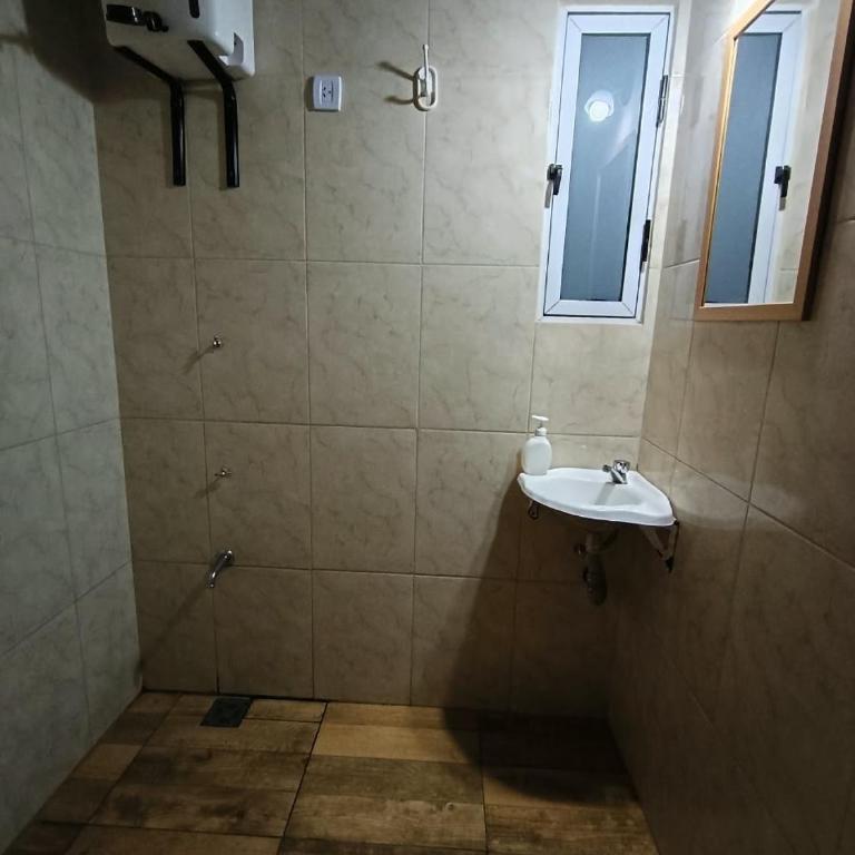 Temporario Terminal Bahia Blanca - Double Room with Private Bathroom - 8