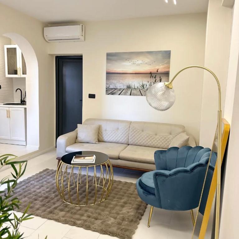Center Apartmans - One-Bedroom Apartment - 2