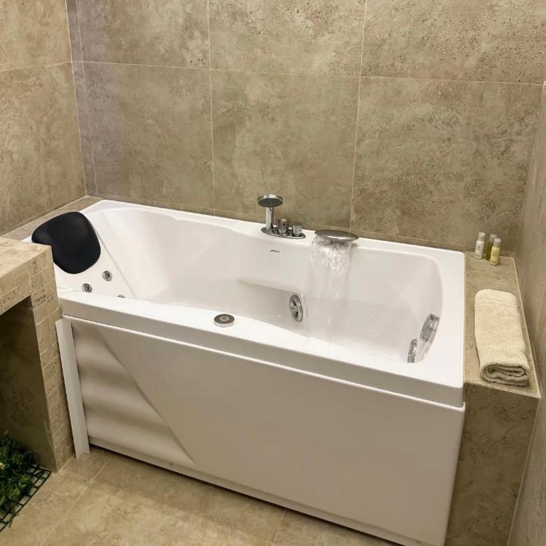 Center Apartmans - One-Bedroom Apartment - 5