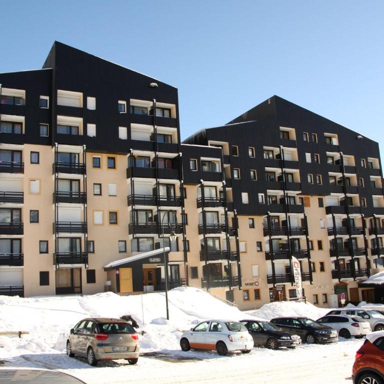 Appartement 2 pièces rénové, skis aux pieds, 5 pers, style montagnard, balcon - FR-1-344-938 - Apartamento - 20