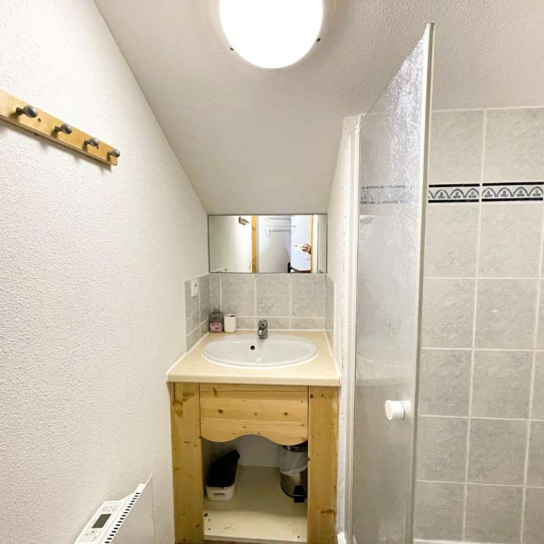 Appartement avec wifi, vue montagne - 7 pers. - FR-1-265-386 - Appartement - 11