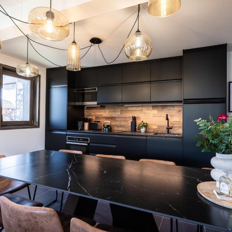 Appartement spacieux vue montagne - 10 pers. - FR-1-755-49 - Appartement - 5