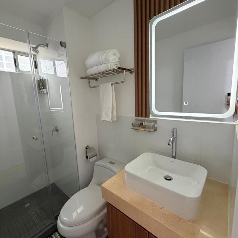 Centric, modern, new 2 bedroom, 4 beds, 2 bath, ocean view - Apartamento de 2 dormitorios - 15
