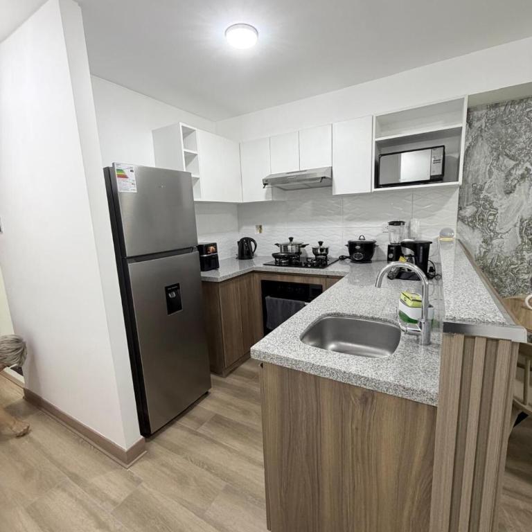 Centric, modern, new 2 bedroom, 4 beds, 2 bath, ocean view - Apartamento de 2 dormitorios - 19