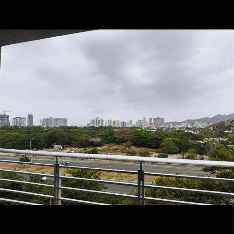 Apartamento Nuevo santa marta cerca al aeropuerto - Three-Bedroom Apartment - 9