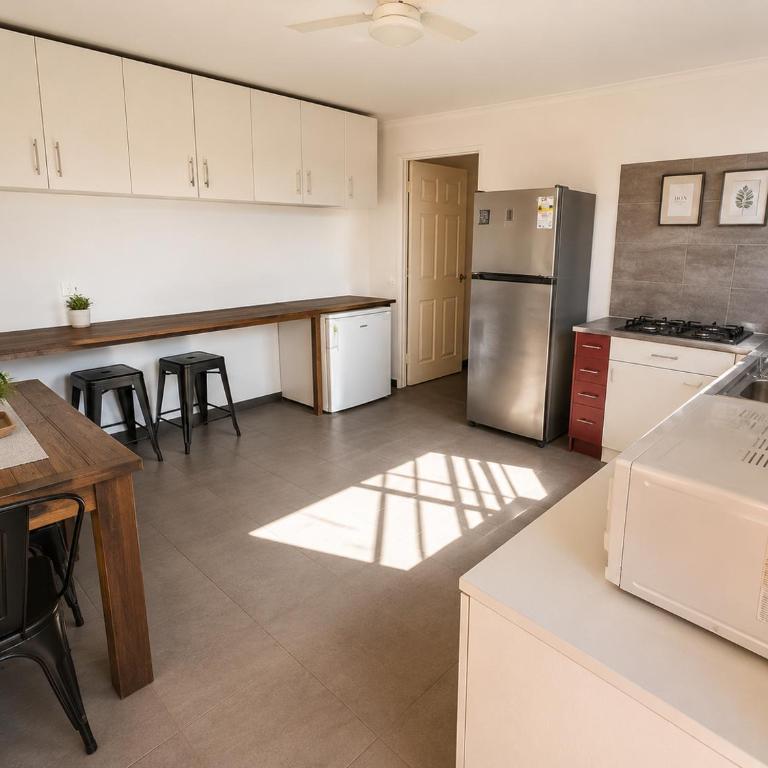 Hab Simple cerca del Aeropuerto con Baño Compartido - Habitación Individual con baño compartido - 13
