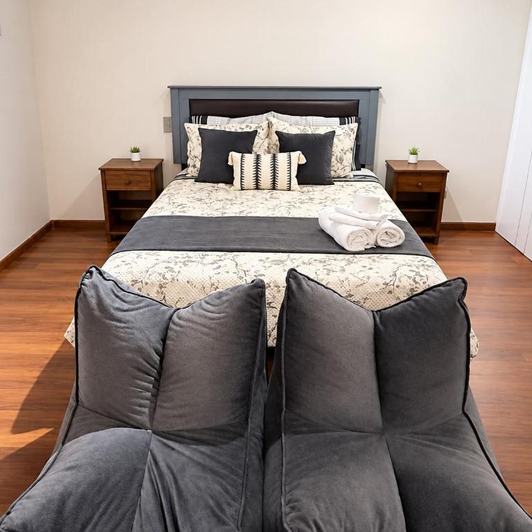 Estudio equipado a pasos del metro Moneda - One-Bedroom Apartment - 1