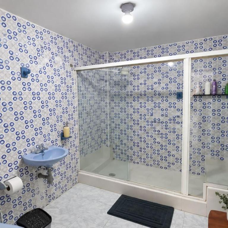 Casa Clásica con balcón, Centro Medellín, Casa Villa - Apartamento de 3 dormitorios - 8