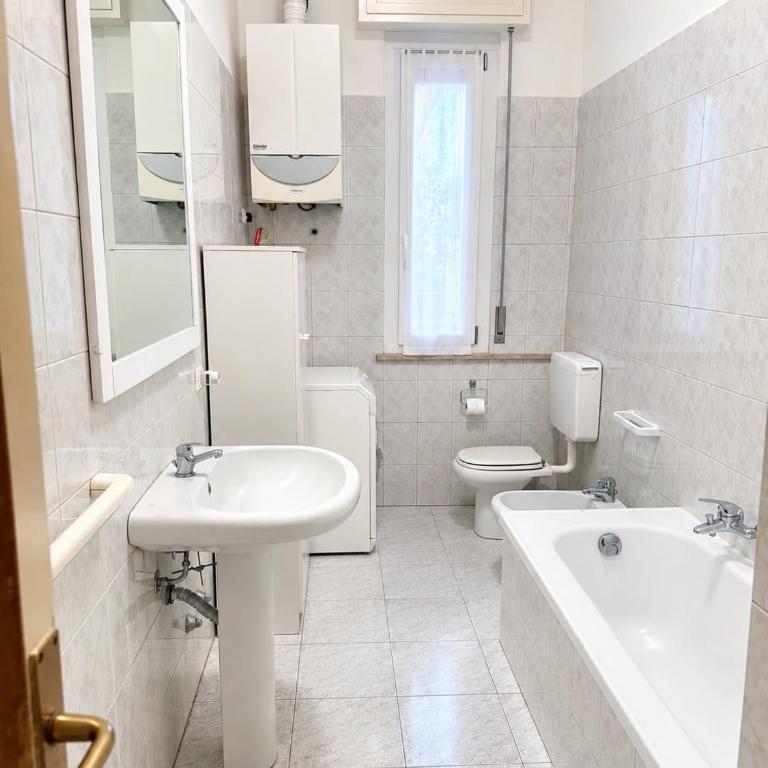 Casa Ferni ARENA-FIERA - Appartamento con 3 Camere da Letto - 10