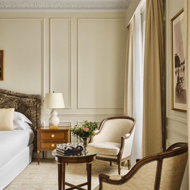 Hôtel du Palais Biarritz, in The Unbound Collection by Hyatt - Suite Junior avec Vue sur la Plage - 5