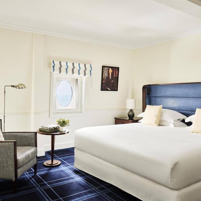 Hôtel du Palais Biarritz, in The Unbound Collection by Hyatt - Chambre Lit King-Size Deluxe - Paquebot de croisière - 4