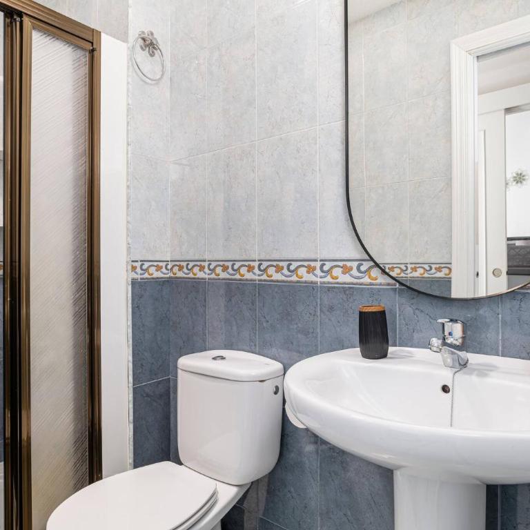 Apartamento a 10 min de la playa y azotea con vistas a conil - Appartamento con 2 Camere da Letto - 12