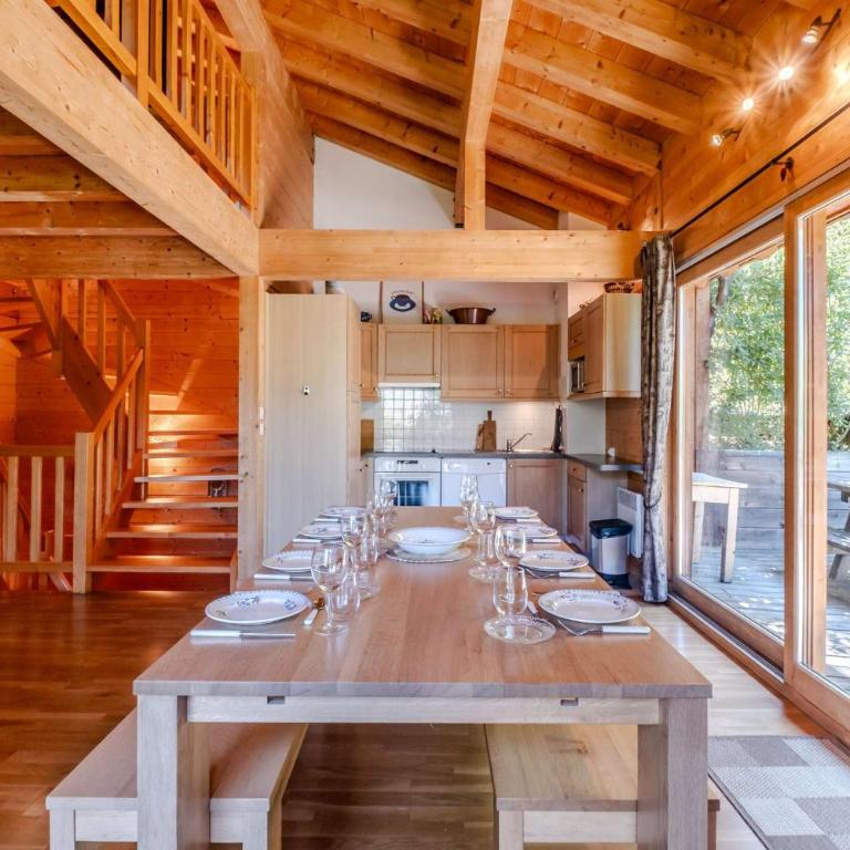 CHALET LES MYRTILLES - LE CHINAILLON - SECTEUR OUTALAYS - 10 personnes - Maison 4 Chambres - 14