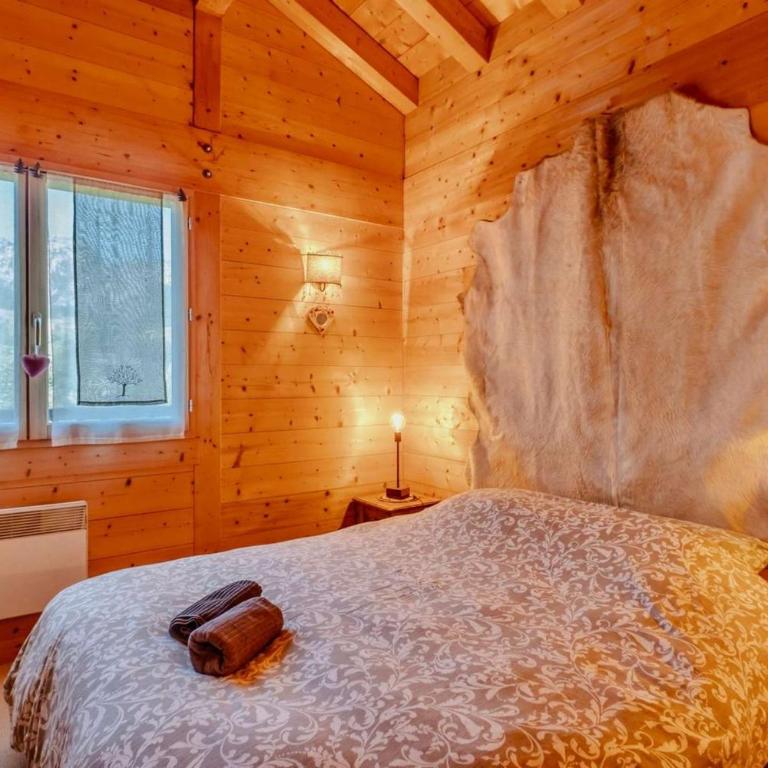 CHALET LES MYRTILLES - LE CHINAILLON - SECTEUR OUTALAYS - 10 personnes - Maison 4 Chambres - 17