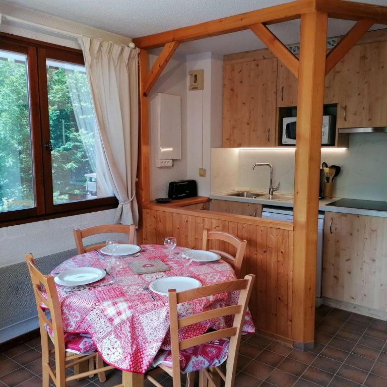 Appartement 2 pièces cabine - Vue sur les montagnes - 5 couchages - LE CHINAILLON - CH060-006 - Appartement - 2