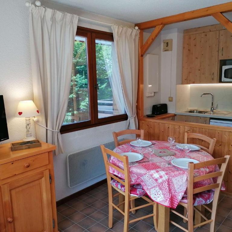 Appartement 2 pièces cabine - Vue sur les montagnes - 5 couchages - LE CHINAILLON - CH060-006 - Appartement - 4