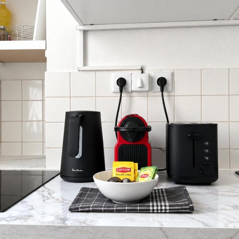 Le Marais 1 Bedroom Apartment with Balcony and Netflix - Appartement 1 Chambre - 20
