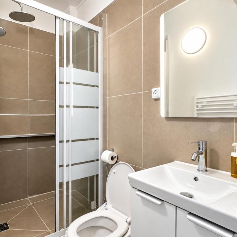 Le Marais 1 Bedroom Apartment with Balcony and Netflix - Appartement 1 Chambre - 5