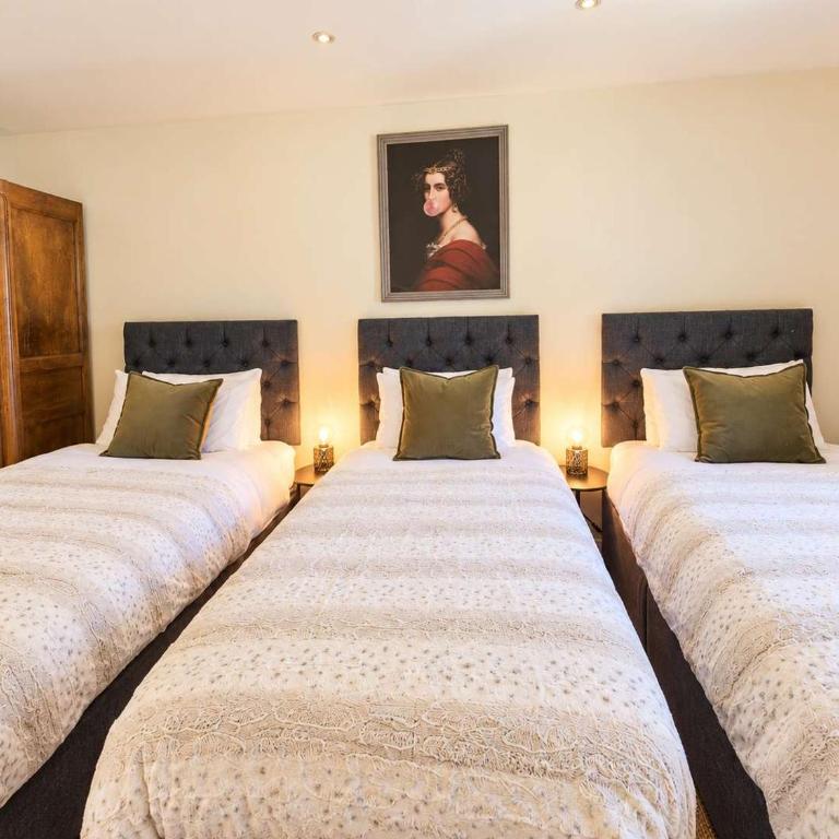 Beautiful Spacious chalet - Ideal for Families and Groups - Chalet - 32