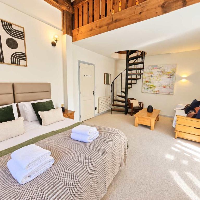 Beautiful Spacious chalet - Ideal for Families and Groups - Chalet - 50