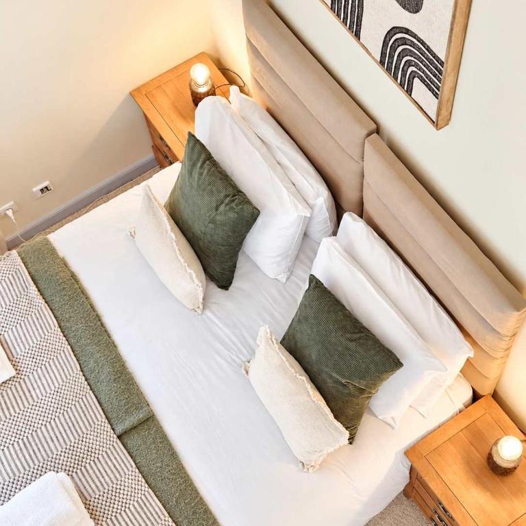 Beautiful Spacious chalet - Ideal for Families and Groups - Chalet - 6