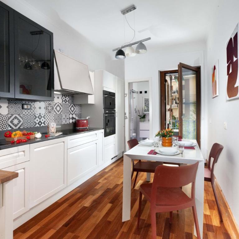 Estate4Home - Aranci 33 Guest House - Three-Bedroom Deluxe Apartment - 2