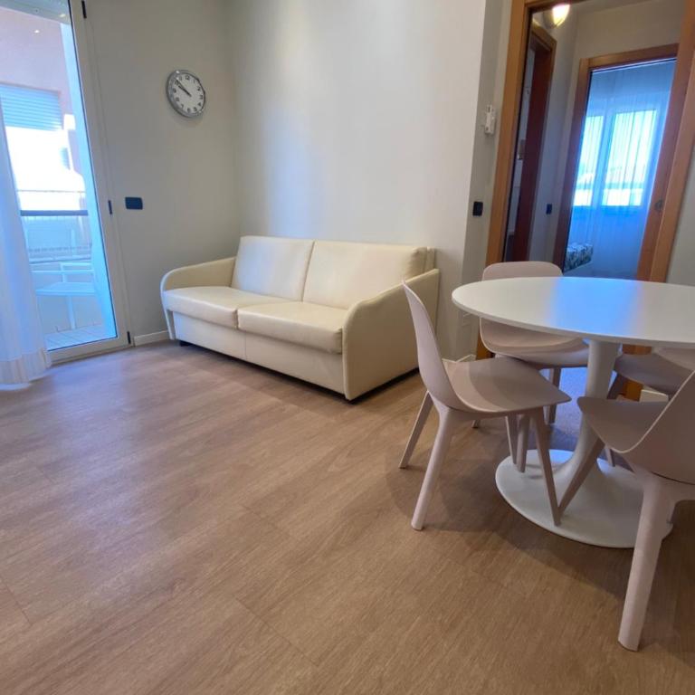 Residence Aida - Appartamento con 1 Camera da Letto e Balcone - 5