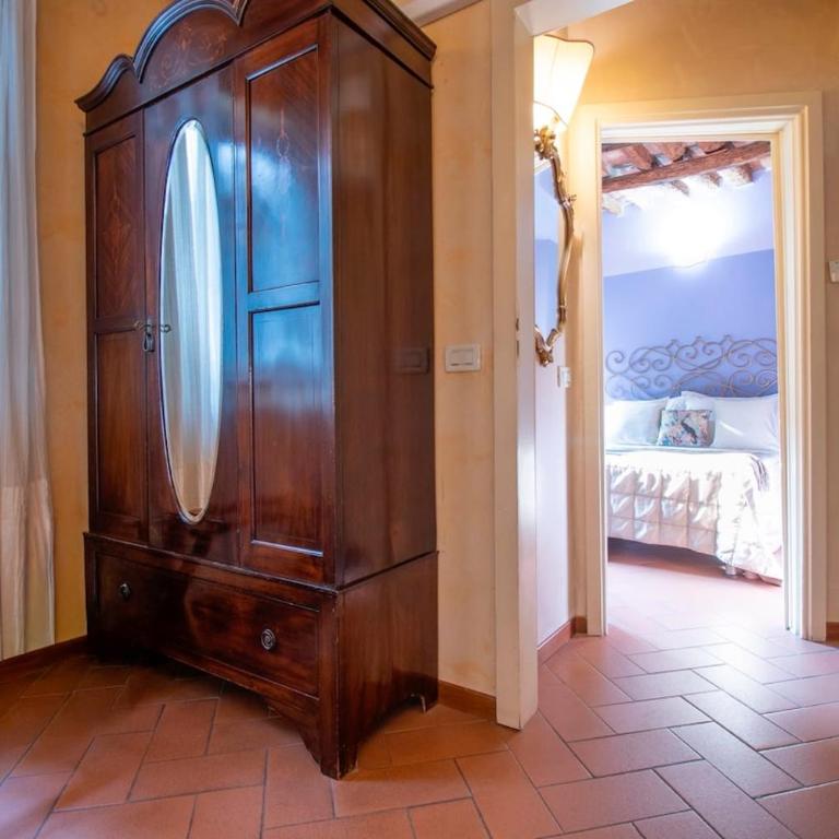 Corte Fiorita with Private Terrace in the Room - Appartamento con 2 Camere da Letto - 18