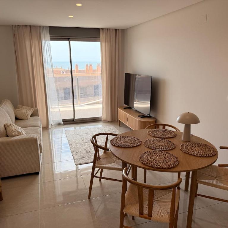 Apartment with pool a few steps from the sea - Apartamento de 2 dormitorios - 12
