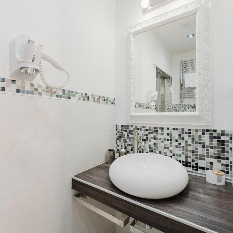 Vatican Luxury Apt 3 Bedrooms 4 Bathrooms - Appartamento con 3 Camere da Letto - 26