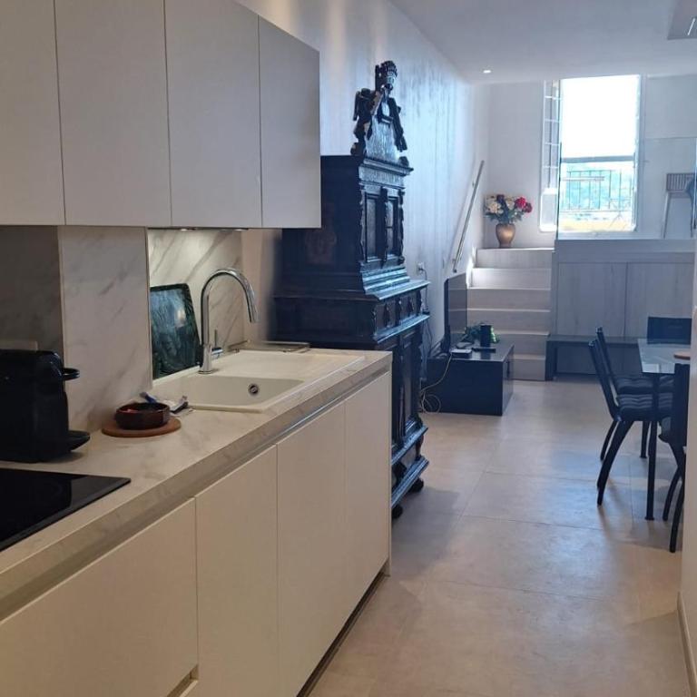 BARRI Apartment with terrace - Port Palais des Festivals - Appartement 1 Chambre - 13