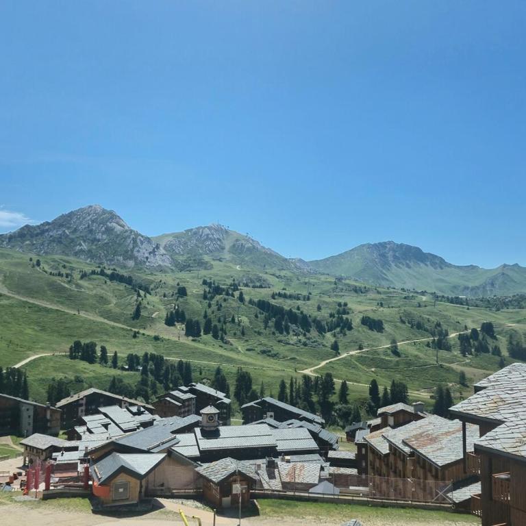 Cozy' Cimes - Rénové à Neuf - Ski-In Ski-Out Belle Plagne 2100m - 1pl Parking - 2 Balcons - Vue imprenable - Appartamento con 2 Camere da Letto e con Vista Montagna - 48
